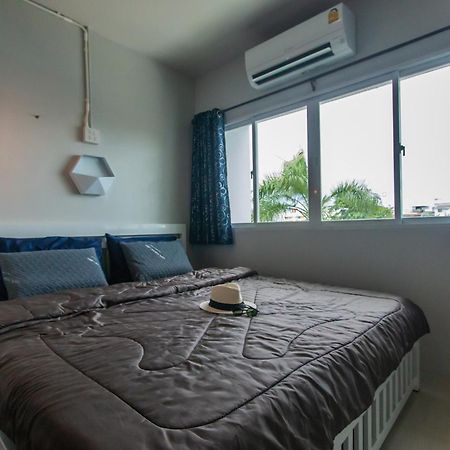 Sida Hostel Фетчабури Екстериор снимка