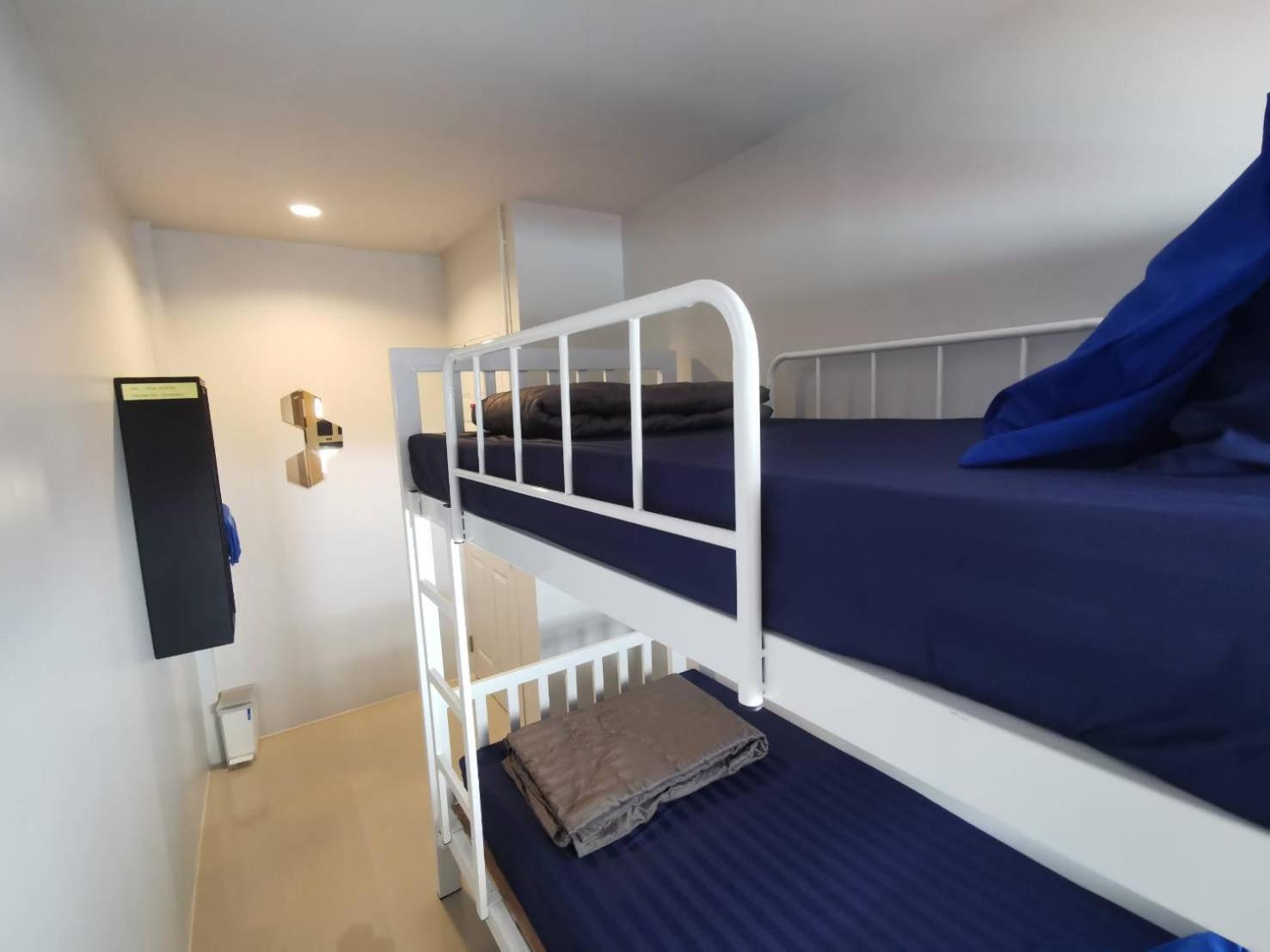 Sida Hostel Фетчабури Екстериор снимка