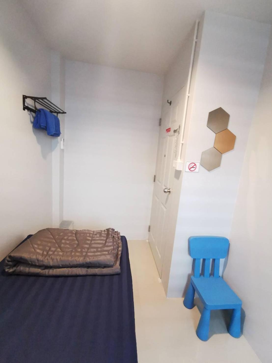 Sida Hostel Фетчабури Екстериор снимка