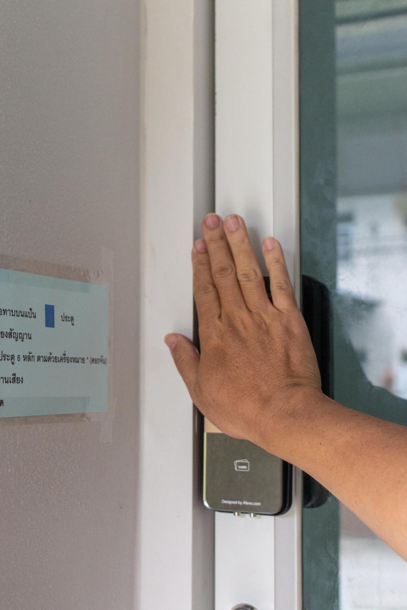 Sida Hostel Фетчабури Екстериор снимка